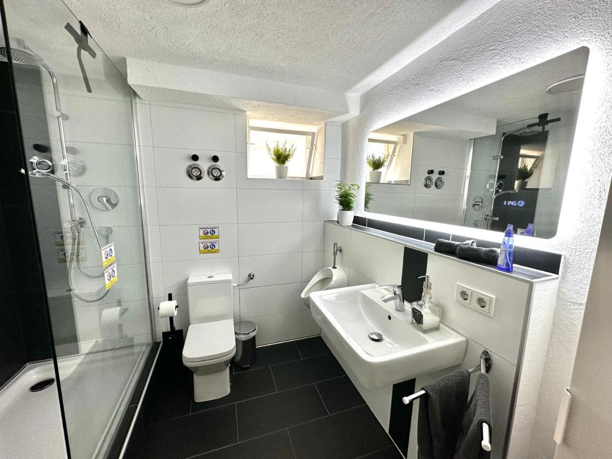 Modernes Apartment Mit Terrasse Und Highspeed Internet Zwischen Aalen Und Schwaebisch Gmuend Goggingen Exterior photo